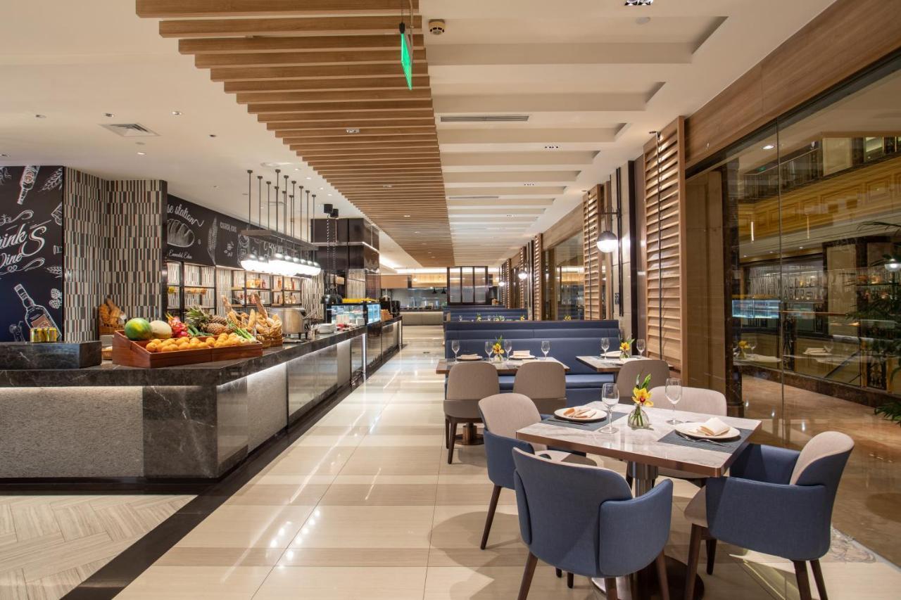 Crowne Plaza Shanghai Nanjing Road By Ihg Экстерьер фото The restaurant